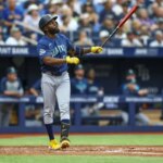 12. júla 2026; Petrohrad, Florida, USA; Ľavý hráč Seattle Mariners Randy Arozarena (56) zaútočil na tri rany proti Tampe Bay Rays vo štvrtej smene na ihrisku Tropicana Field. Povinný kredit: Nathan Ray Seebeck-Imagn Images