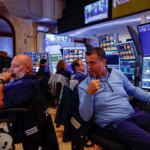 Nasdaq vs Dow: Ako sa líšia kľúčové indexy, keď sa k jednému pripojí SpaceX? | ExplainerNews