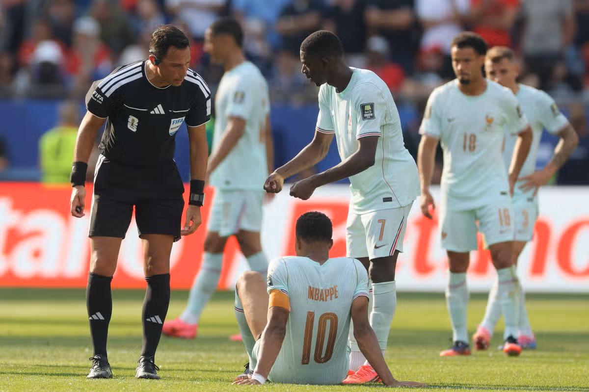 Komentátori ITV zostali zmätení posledným rozhodnutím FIFA VAR na majstrovstvách sveta
