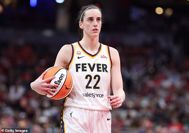 Caitlin Clarková bola vylúčená zo zápasu Indiana Fever proti Las Vegas Aces