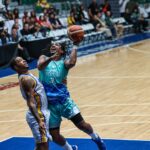 Jason Perkins z Phoenix Fuel Masters počas zápasu s Magnolia Hotshots v roku 2026 v Pohári guvernérov PBA. – OBRÁZKY PBA