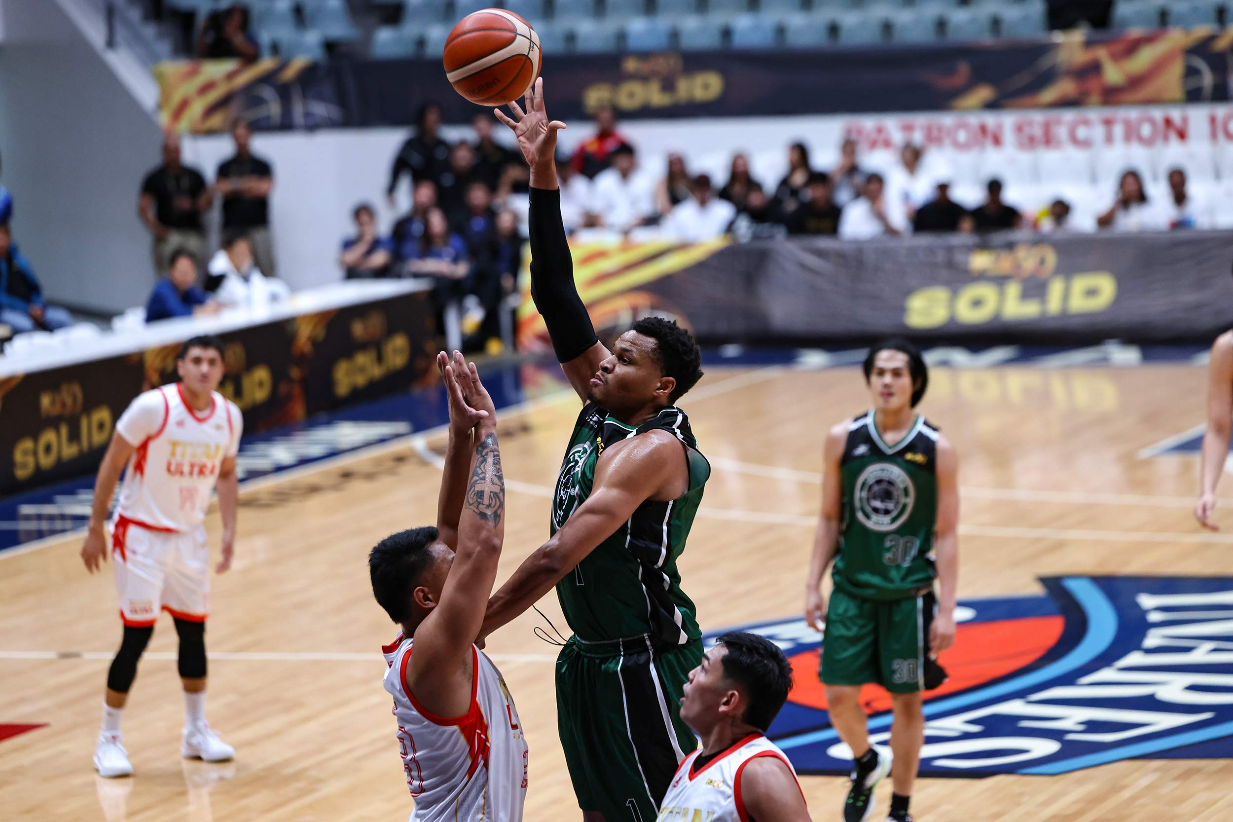 Justin Strings z Terrafirmy Dyip počas zápasu proti Titan Ultra Giant Risers v roku 2026 PBA Governors' Cup. – OBRÁZKY PBA