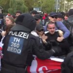 Polícia sa stretla s demonštrantmi pred stretnutím AfD | politika