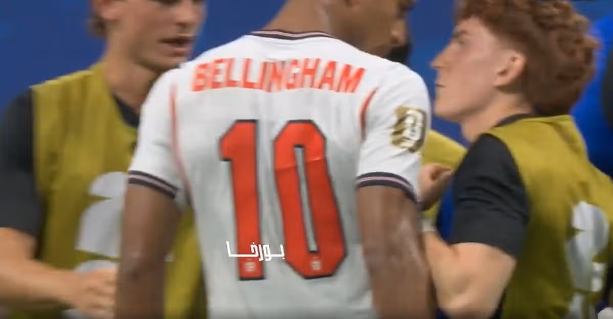 Jude Bellingham dal facku Argentínčanovi Valentinovi Barcovi