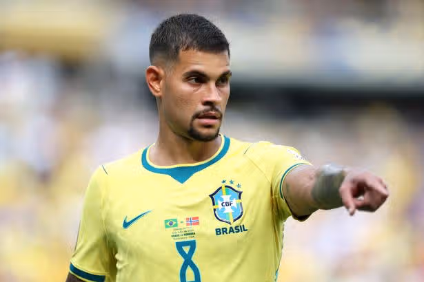 Prestupové správy NAŽIVO: Ponuka Chelsea zamietnutá, Bruno Guimaraes do Arsenalu a Man Utd