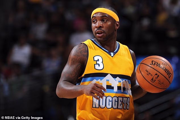 Bývalá hviezda Denver Nuggets Ty Lawson bola zatknutá za údajnú krádež fľaše vodky