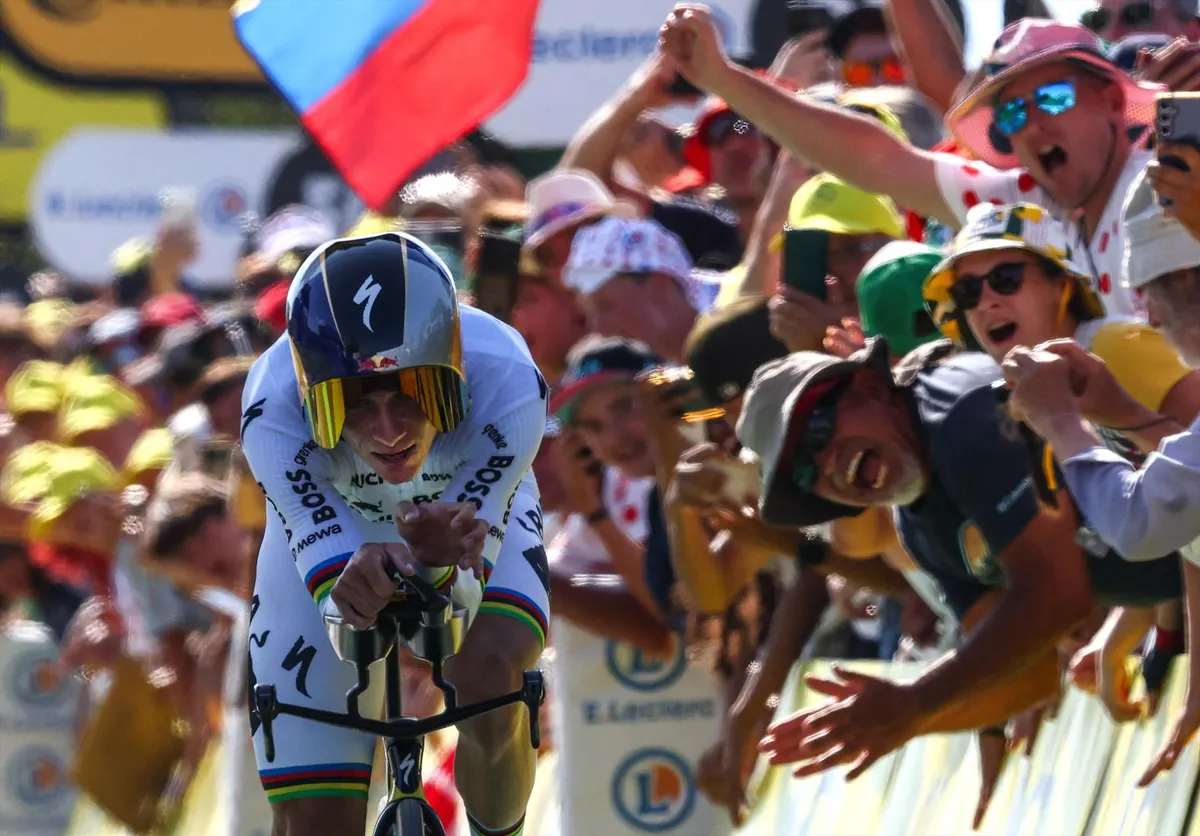 Red Bull - BORA - Remco Evenepoel z hansgrohe vyhral individuálnu časovku 16. etapy na Tour de France 2026.