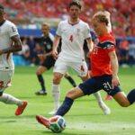 SLEDUJ: Úžasný Andreas Schjelderup vedie Nórsko pred Anglickom vo štvrťfinále Svetového pohára FIFA