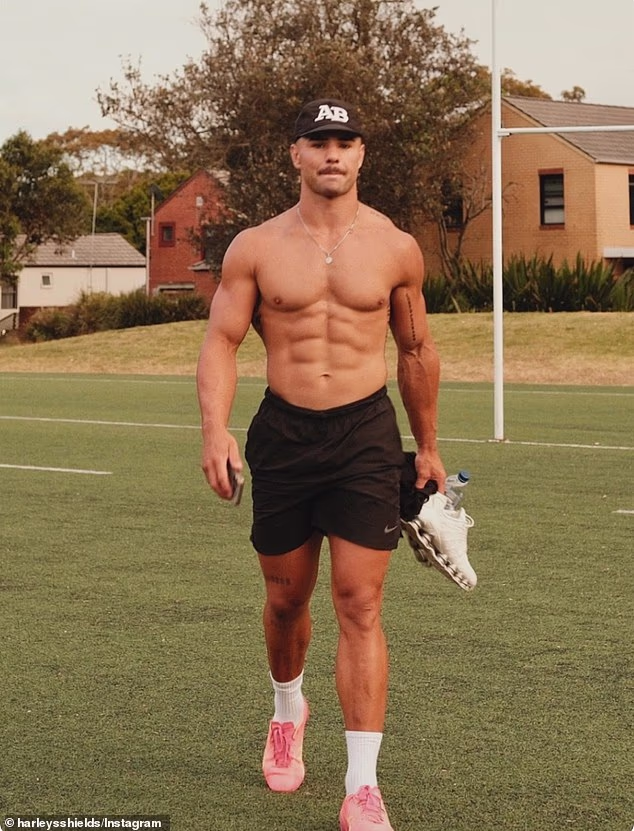 Smith-Shields (na obrázku) teraz založil svoju vlastnú spoločnosť pre fitness trénerov, aby pomohla Austrálčanom dosiahnuť ich športové sny.