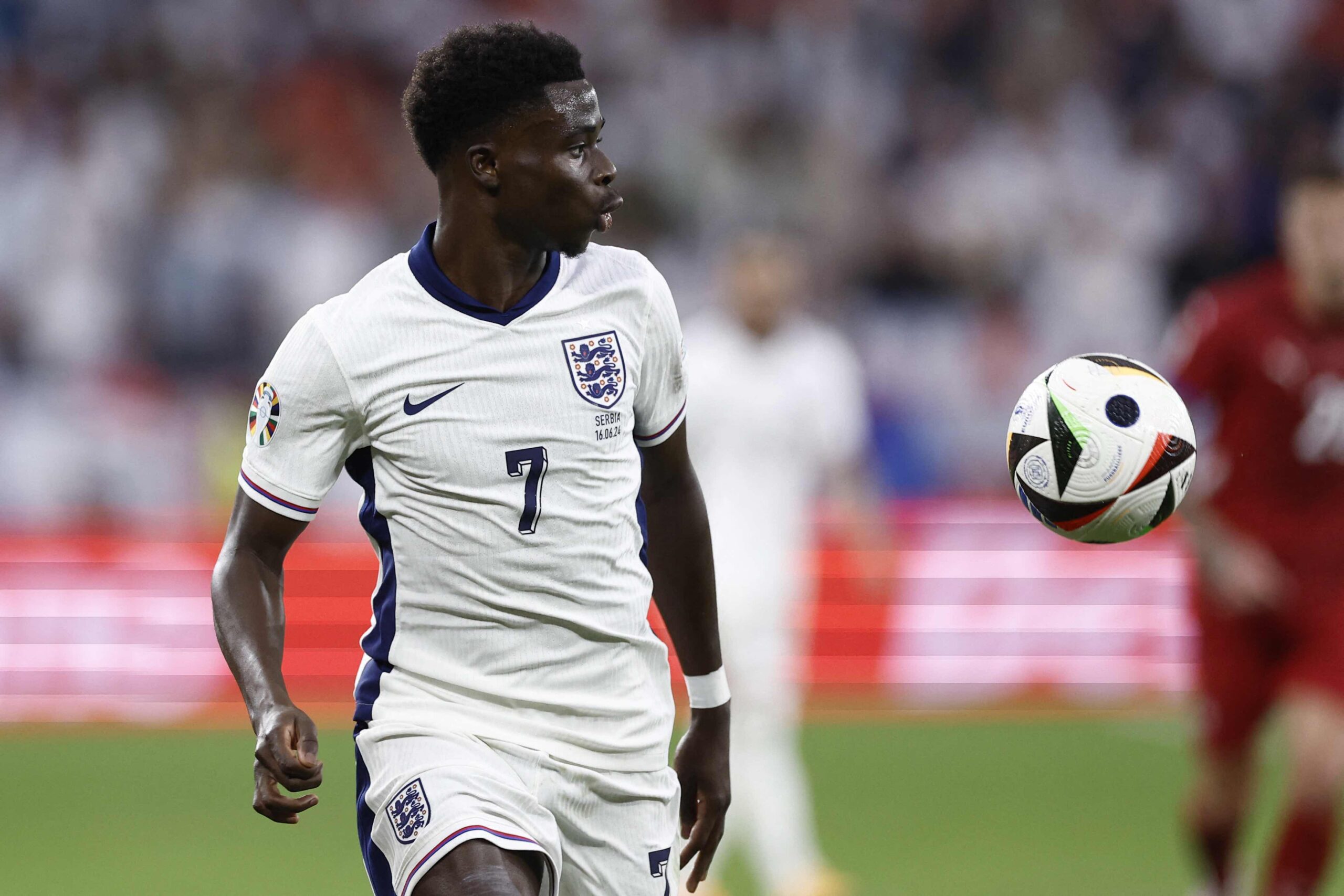 Sledujte: Bukayo Saka dokončuje svoju posilu, keď Anglicko vedie 4:0 proti Francúzsku