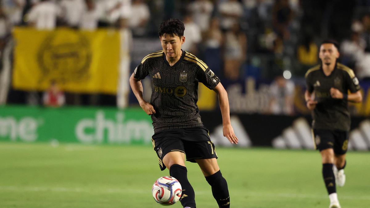 Son Heung-min strelil 1. gól sezóny; LAFC poráža Galaxy 3-0 v 27. ročníku El Trafico