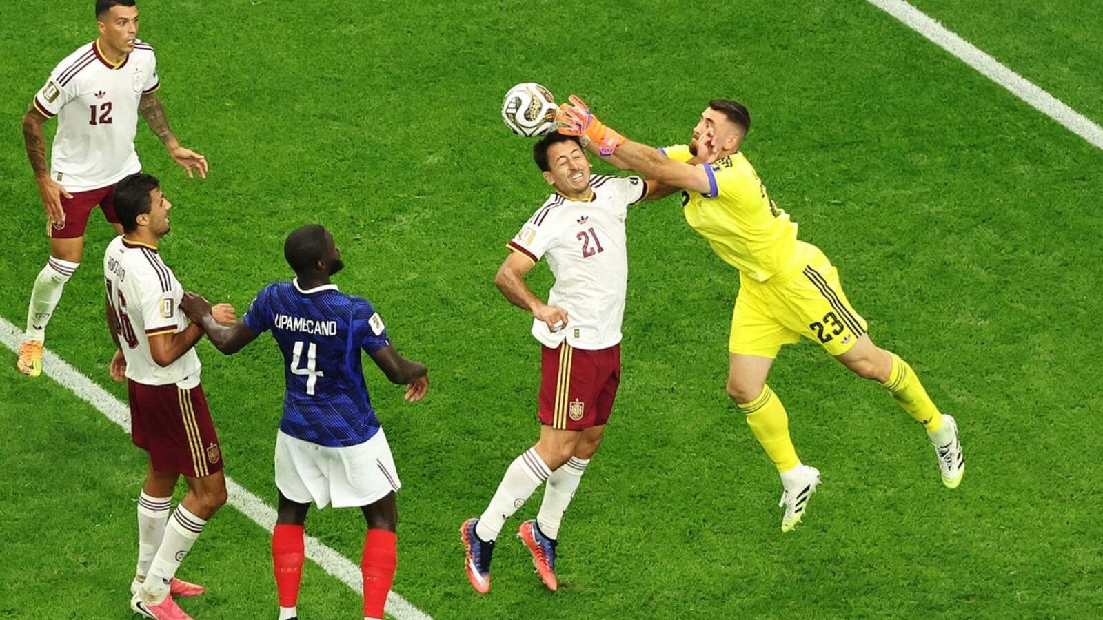 Španielske nuly favorizovali Francúzsko na postup do finále majstrovstiev sveta