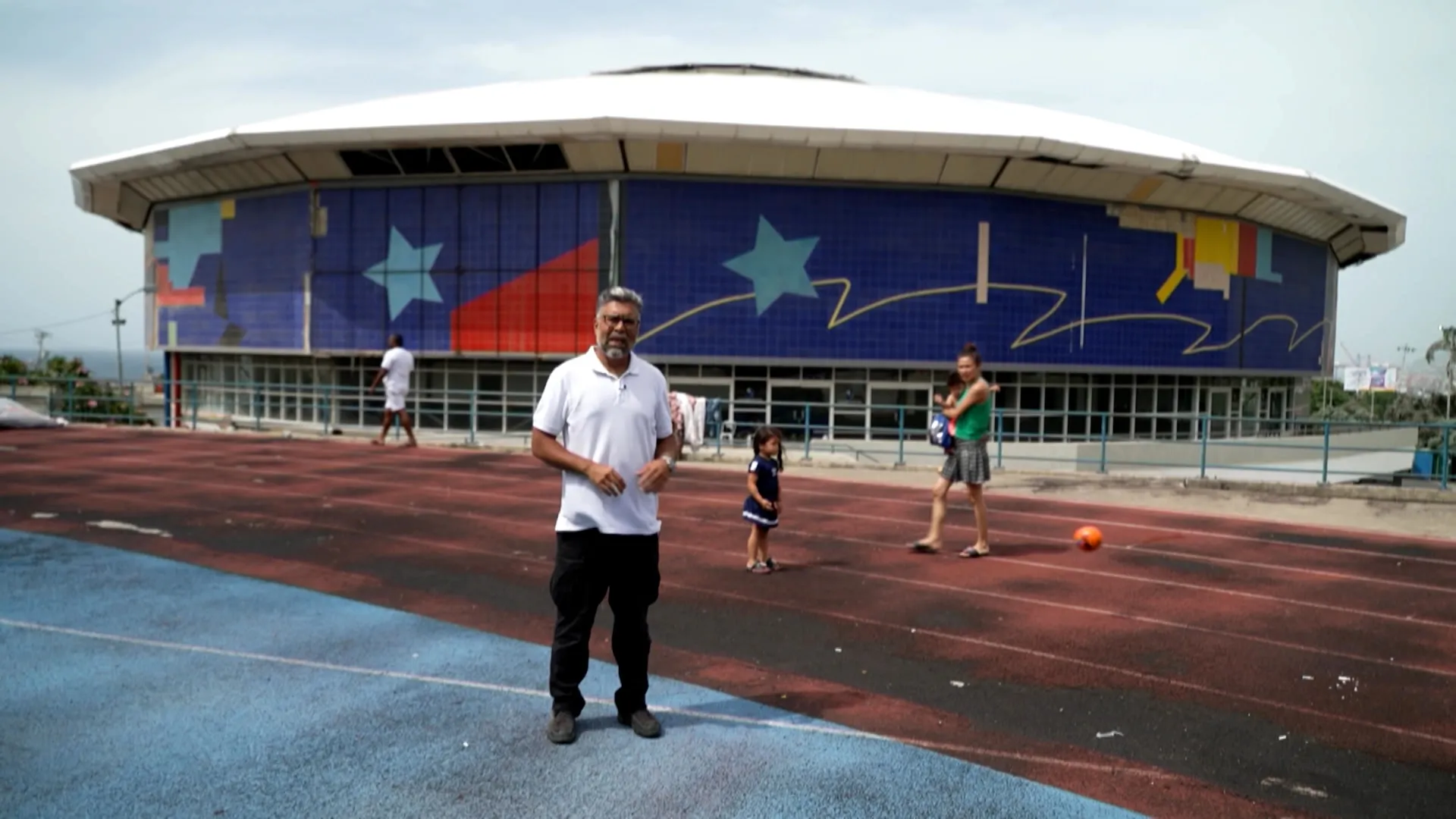 Športový štadión sa stal domovom pre obete zemetrasení vo Venezuele | Newsfeed