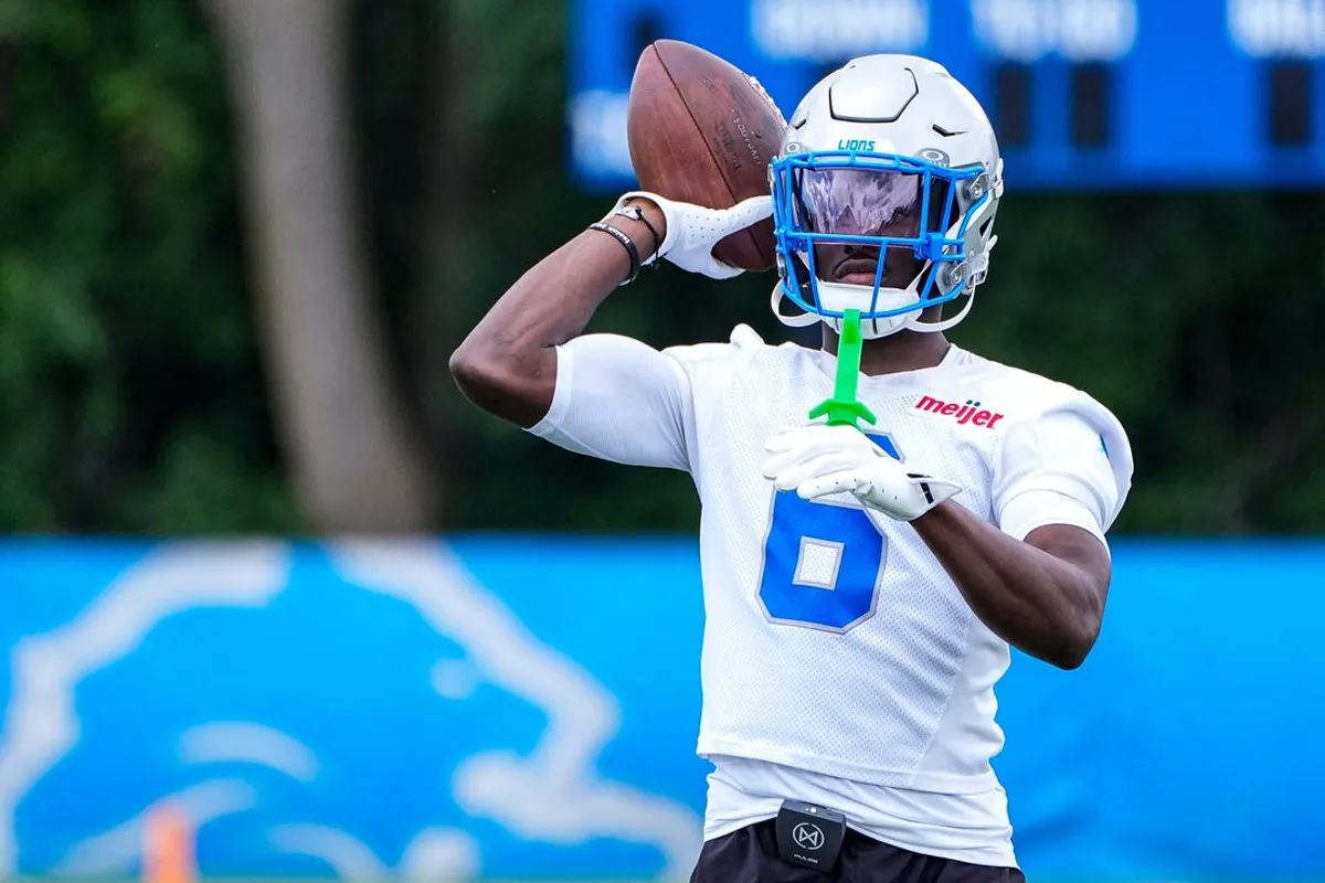 Cornerback Detroit Lions Terrion Arnold (6) trénuje počas mini kempu v Meijer Performance Center v Allen Parku v utorok 16. júna 2026.