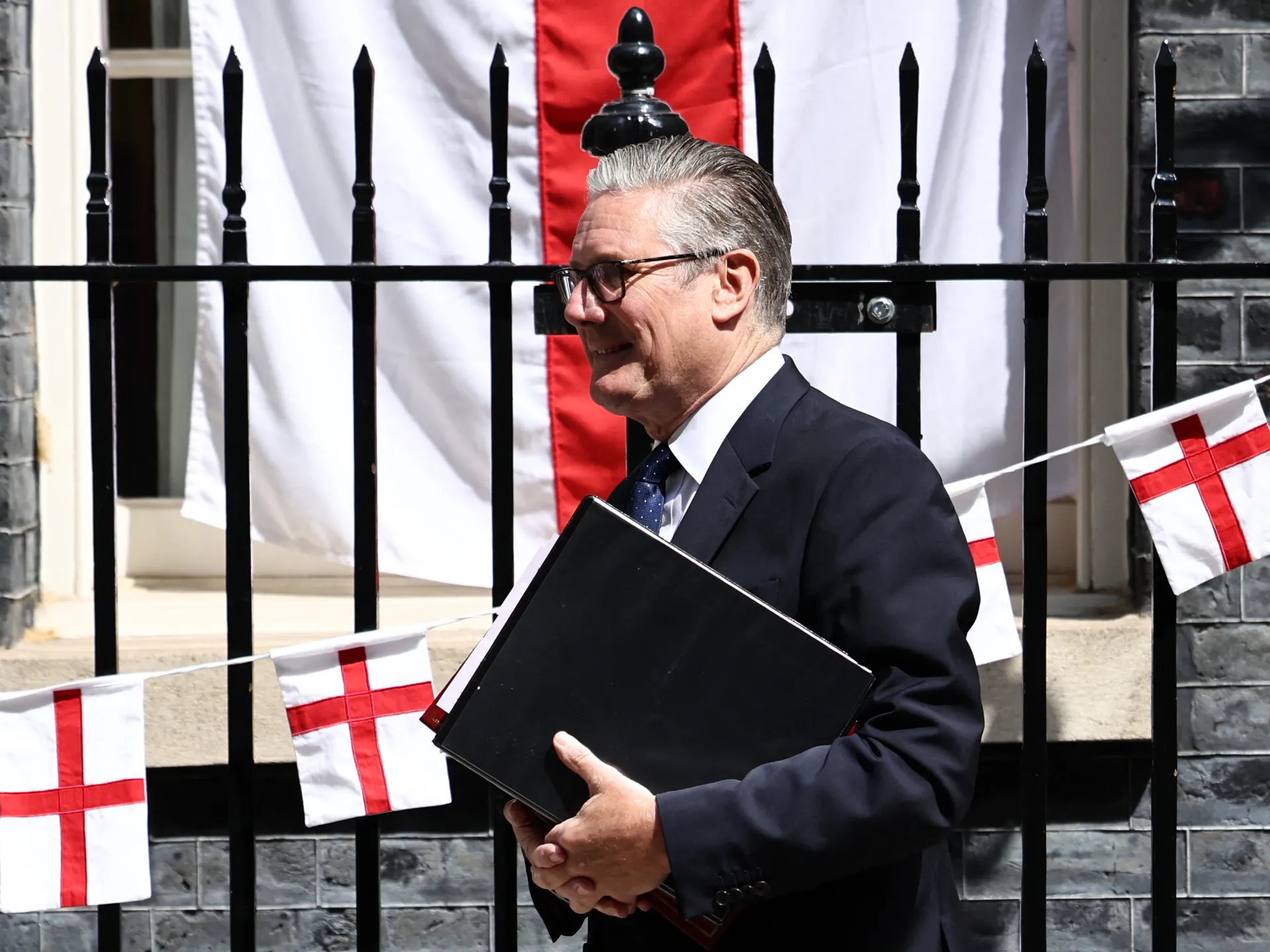 Starmer sa rozlúčil s poslancami ako britský premiér a zaviazal sa podporiť svojho nástupcu | Politické správy