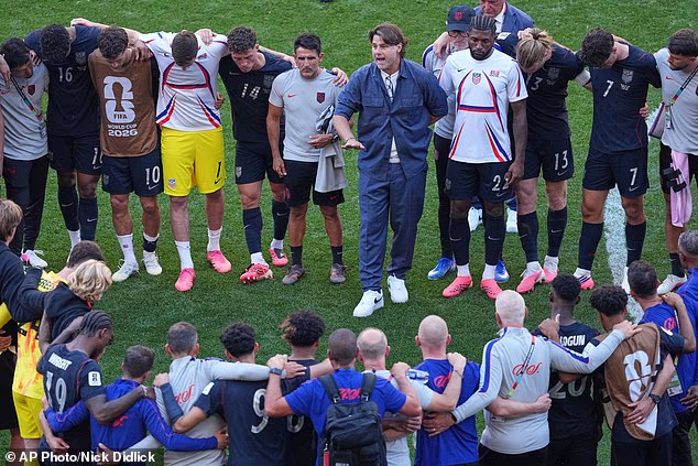Mauricio Pochettino bol bez dvoch kľúčových členov svojho kádra USA na zápas s Belgickom