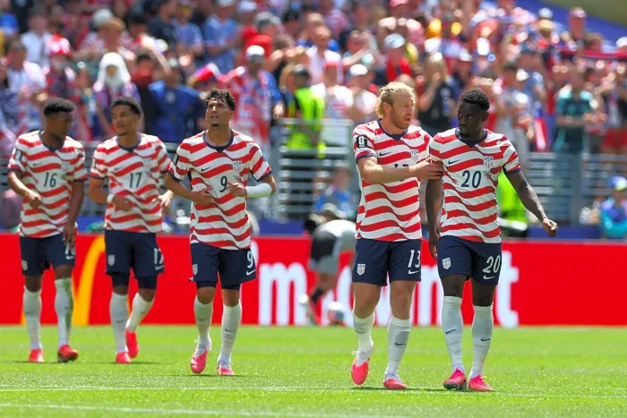 Tim Ream priznáva, že nesúhlasí s Folarinom Balogunom po kontroverzii USMNT World Cup
