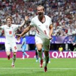 Harry Kane oslavuje svoj druhý gól proti Kongu