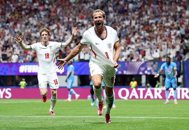 Harry Kane oslavuje svoj druhý gól proti Kongu