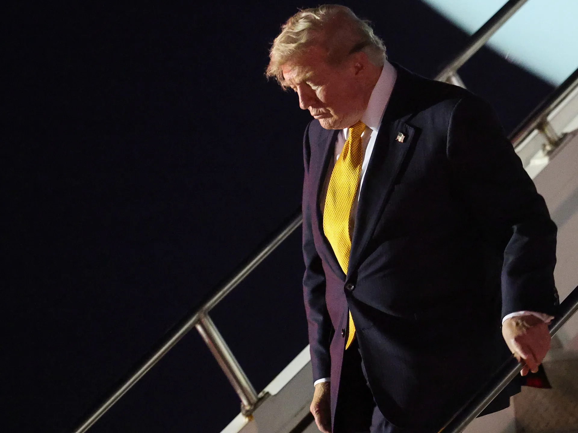 Trump naznačuje ďalšie rokovania s Iránom po prestrelke nad Hormuzom | Americko-izraelská vojna proti Iran News