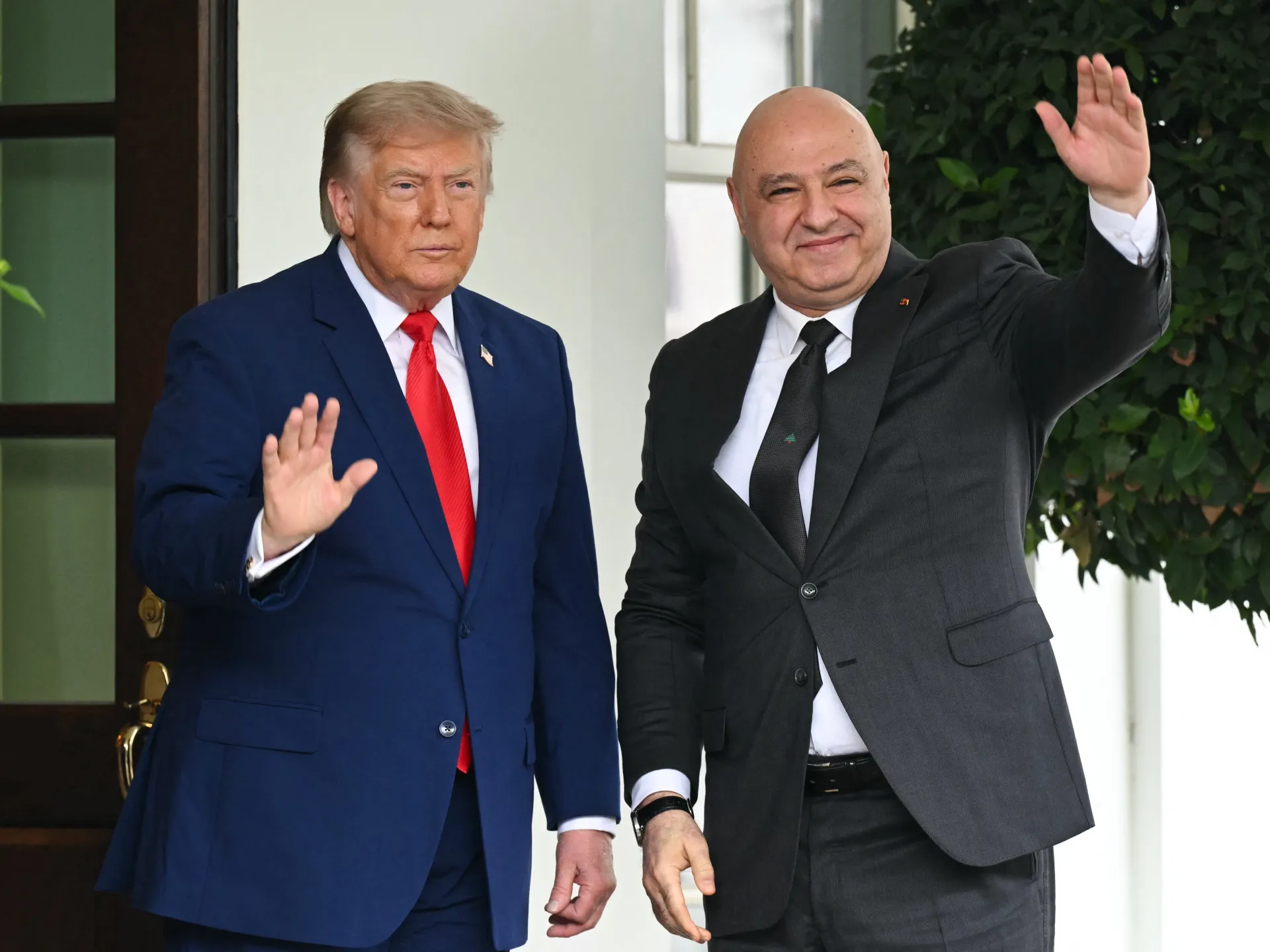 Trump presadzuje sýrsky zásah proti Hizballáhu „krátkozraký“ | Izrael útočí na Libanon