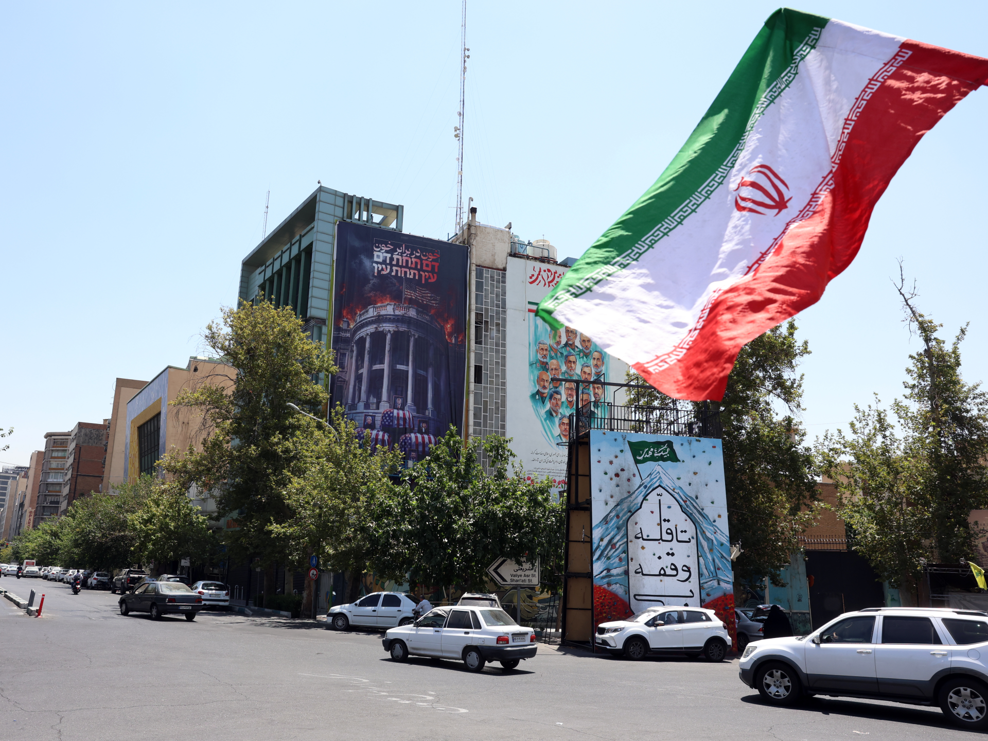 USA uskutočňujú šiesty večer útokov za sebou, keď Irán varuje pred širšou vojnou | Americko-izraelská vojna proti Iran News