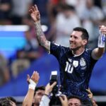 Uslzený odkaz Lionela Messiho na ihrisku argentínskemu spoluhráčovi odhalený pred finále majstrovstiev sveta