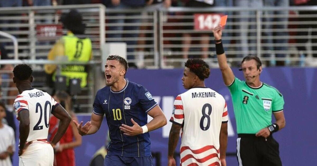 Varovanie Brada Friedela na Majstrovstvách sveta, keď sa Francúzsko odvolalo po hádke Balogun FIFA | Futbal | Šport