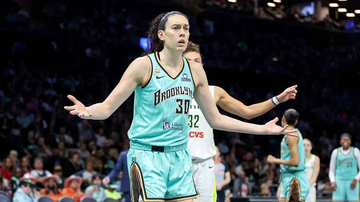 Breanna Stewart reaguje počas zápasu v Barclays Center.