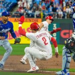 Mookie Betts označil Justina Crawforda v prehľade, keď sa JT Realmuto vracia späť na druhú základňu.
