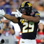 Missouri Tigers running back Ahmad Hardy (29) reaguje na svoj prvý down pickup počas prvého štvrťroka TaxSlayer Gator Bowl na EverBank Stadium, v sobotu 27. decembra 2025 v Jacksonville. Florida (Corey Perrine/Florida Times-Union)