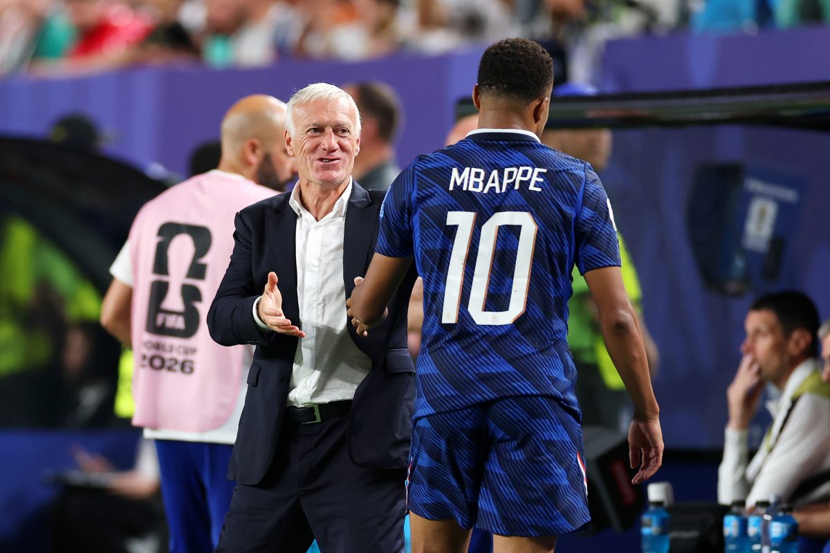 „Ľudia nie vždy ocenili vašu veľkosť, čas a história to uvidia“ – Kylian Mbappé vzdáva hold odchádzajúcemu manažérovi Francúzska Didierovi Deschampsovi