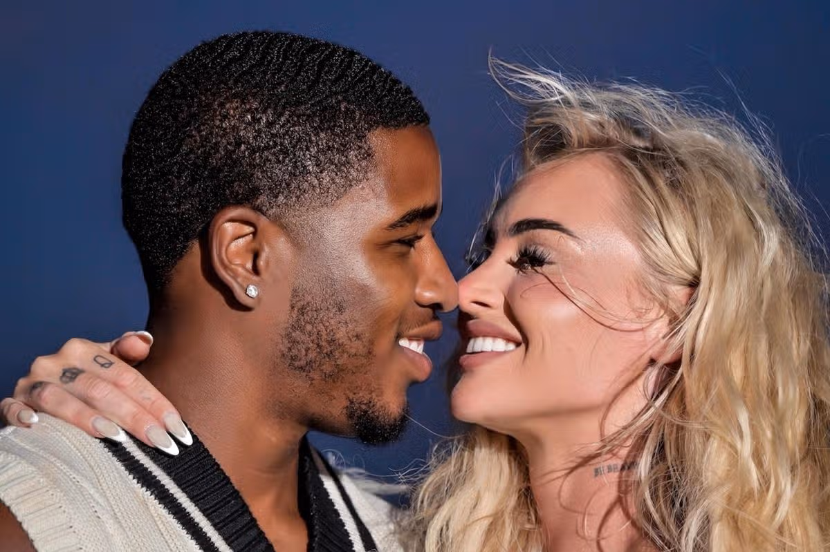 Alisha Lehmann a Montel McKenzie sú teraz zasnúbení