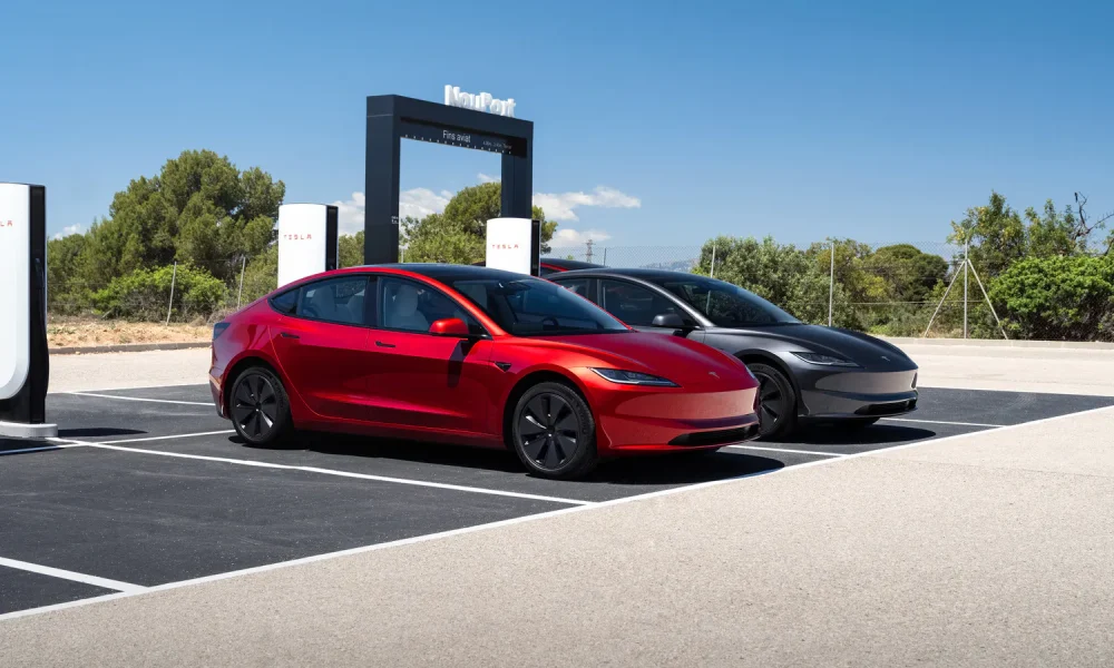 The-Tesla-app-now-shows-you-what-your-Supercharger-will.jpg